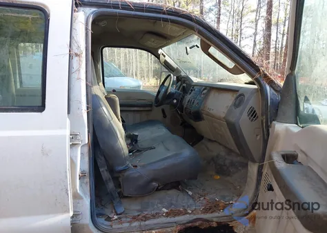 2009 Ford F-250 Fx4/Harley-Davidson/King Ranch/Lariat/Xl/Xlt z USA, uszkodzony, nr VIN 1FTSW21R59EA32099